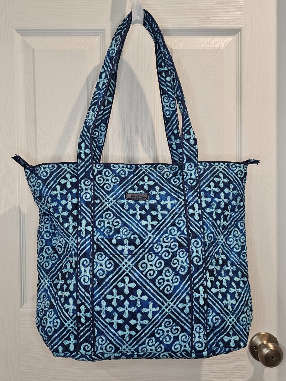 NWOT Vera Bradley Vera Tote Bag Cuban Tiles Blue Teal Travel Purse Baby School